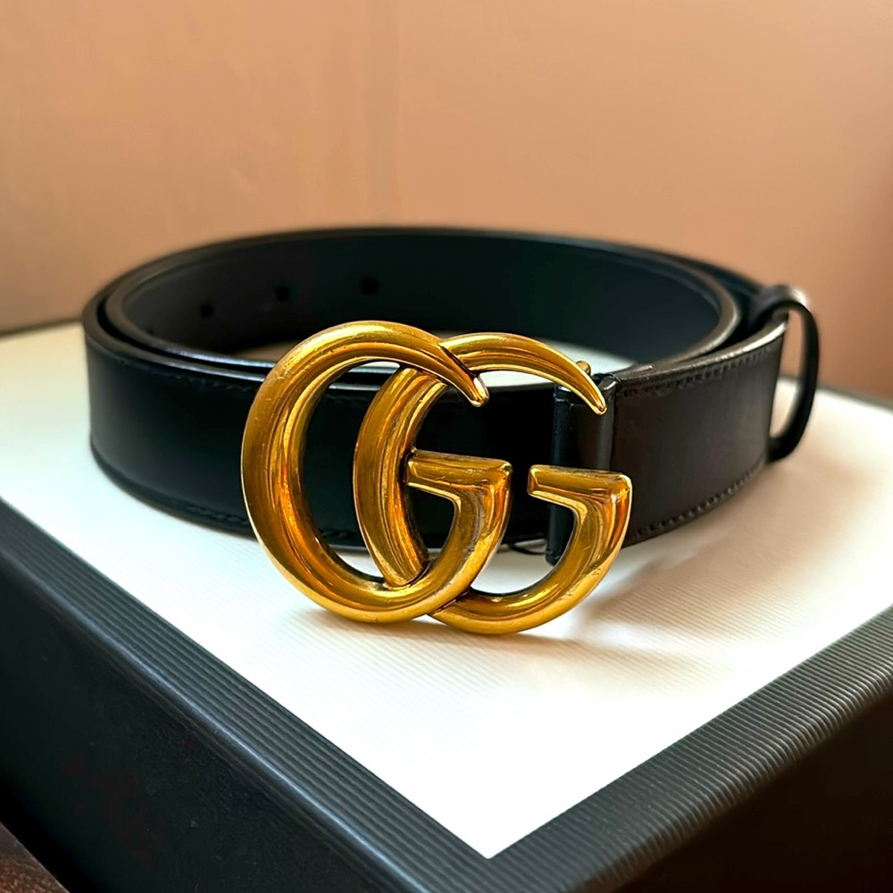 GG marmont belt with gold hardware size 75🖤💛🤍